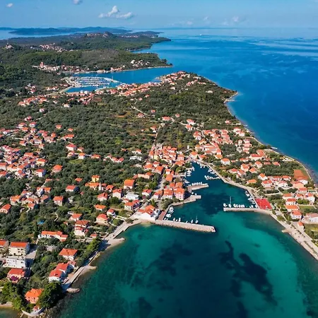 Ana Сasa de vacaciones Poljana (Ugljan)
